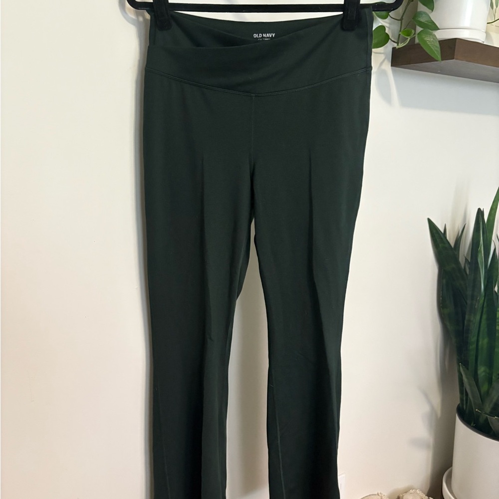 Old Navy Women's Dark Green bootcut leggings